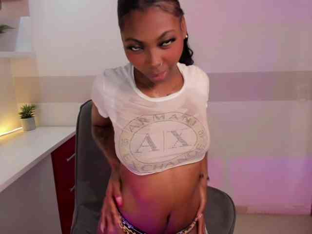 Zoe-saldana webcam