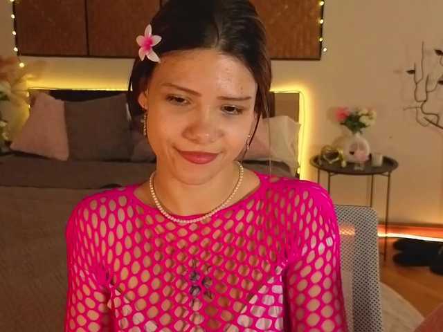 AdelinkaSweetie live cam on BongaCams