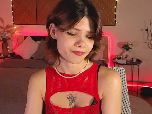 AdelinkaSweetie live cam on BongaCams