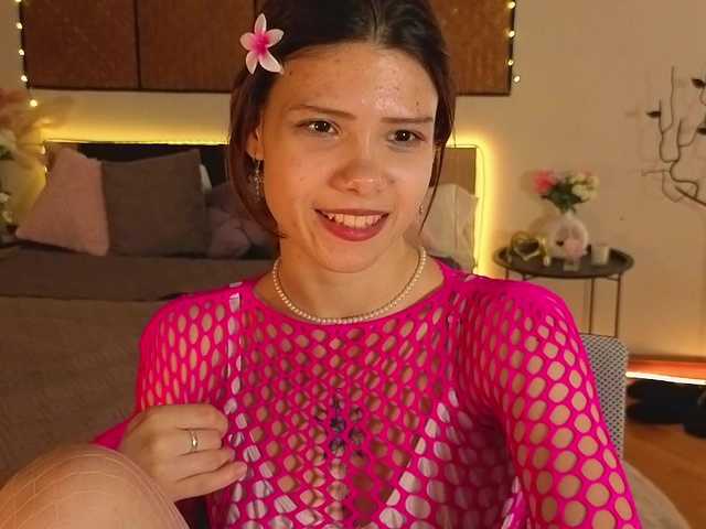 AdelinkaSweetie live cam on BongaCams