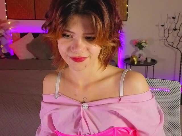 AdelinkaSweetie live cam on BongaCams