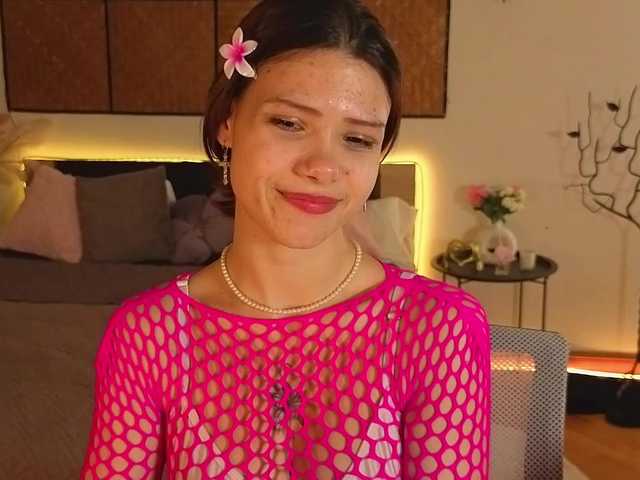 AdelinkaSweetie live cam on BongaCams