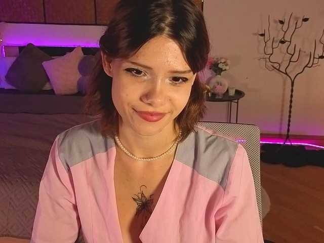 AdelinkaSweetie live webcam show