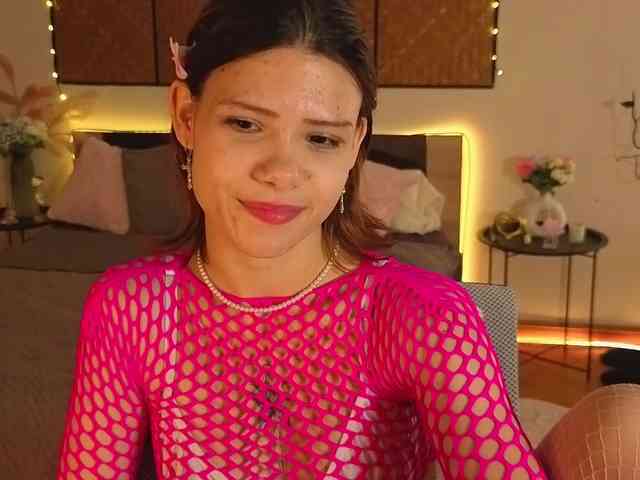 AdelinkaSweetie webcam