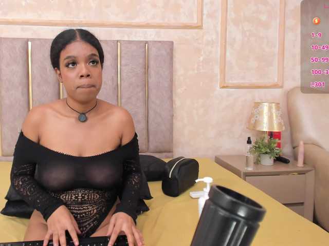 Miawiills live cam on BongaCams