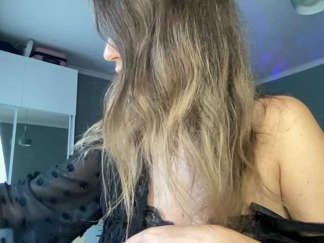 Rita-Tease live cam on BongaCams