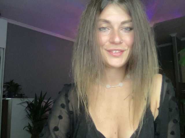 Rita-Tease live cam on BongaCams