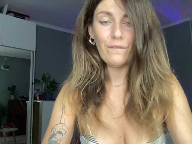 Rita-Tease live cam on BongaCams