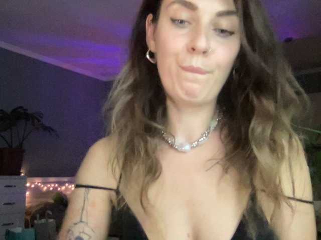 Rita-Tease live webcam show