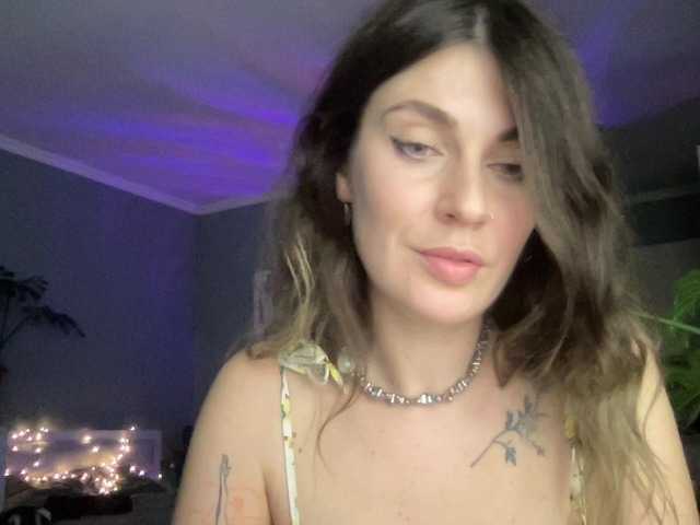 Rita-Tease live webcam show