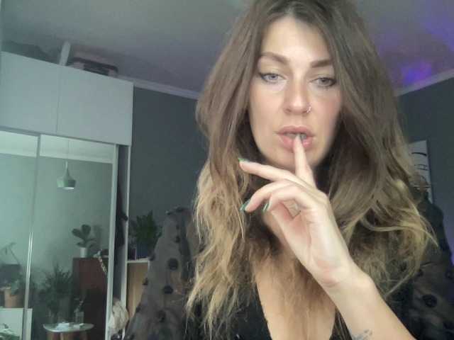 Rita-Tease live cam on BongaCams