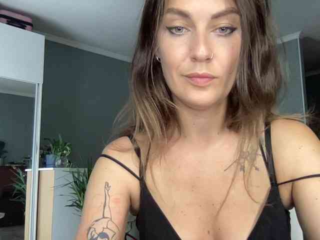 Rita-Tease webcam