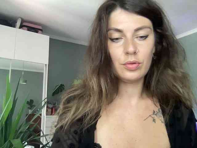 Rita-Tease webcam