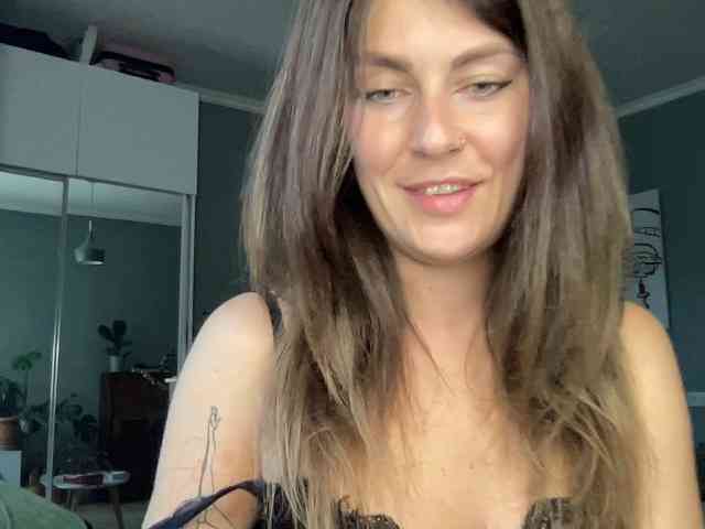 Rita-Tease webcam
