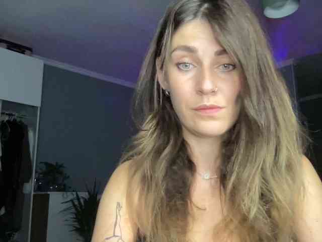 Rita-Tease webcam