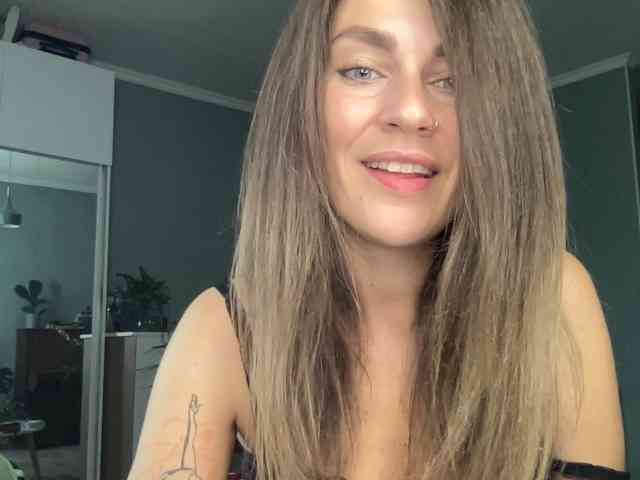 Rita-Tease webcam