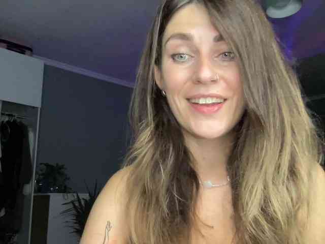 Rita-Tease webcam