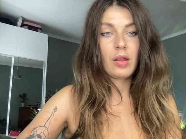 Rita-Tease webcam