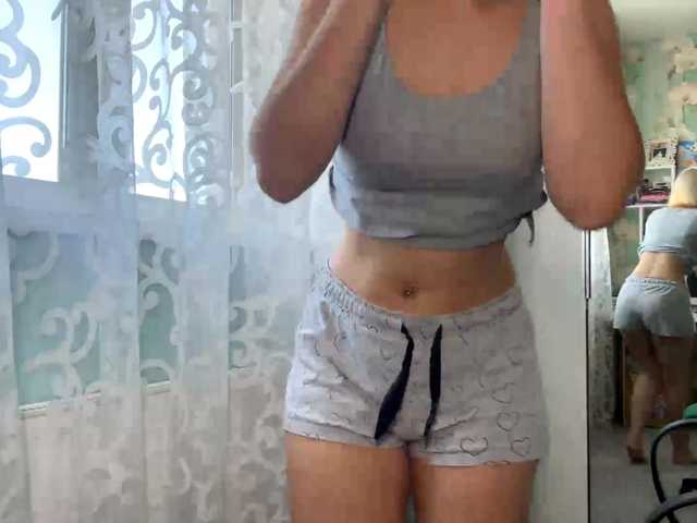 VivienaRoyze live cam