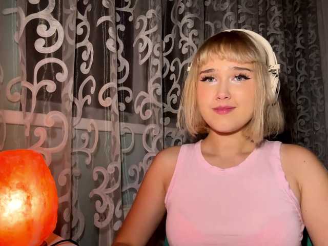 VivienaRoyze live cam on BongaCams