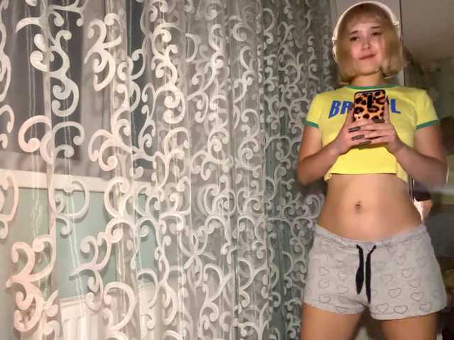 VivienaRoyze live cam on BongaCams