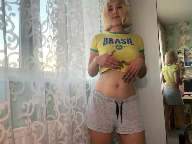 VivienaRoyze live cam on BongaCams