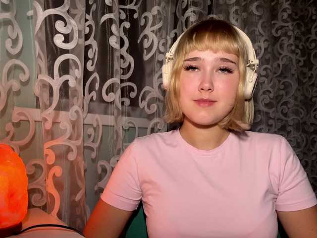 VivienaRoyze live cam on BongaCams