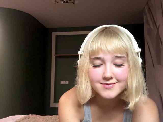 VivienaRoyze webcam