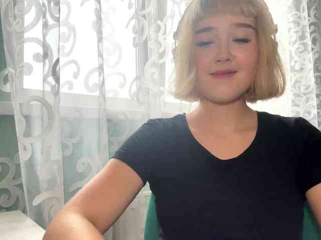 VivienaRoyze webcam