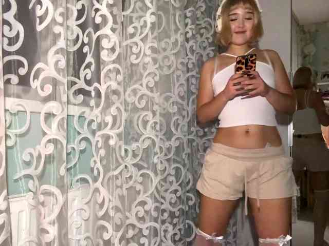 VivienaRoyze webcam