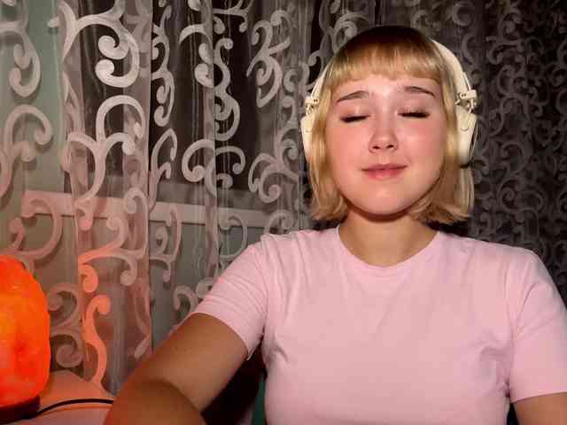 VivienaRoyze webcam