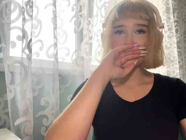 VivienaRoyze webcam