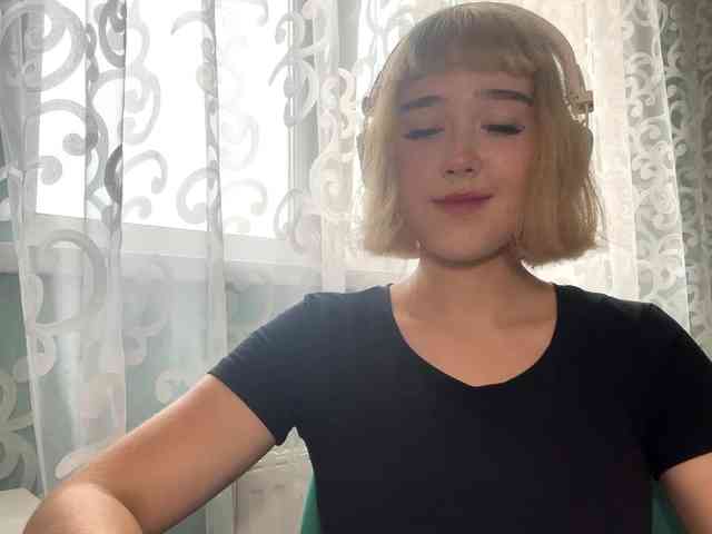 VivienaRoyze webcam
