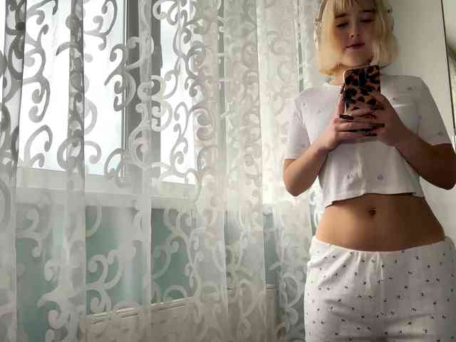 VivienaRoyze webcam