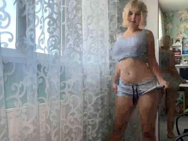 VivienaRoyze webcam