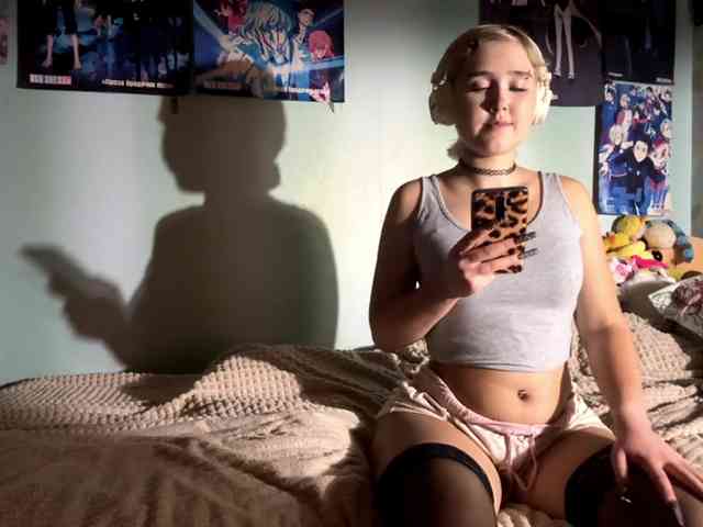 VivienaRoyze webcam