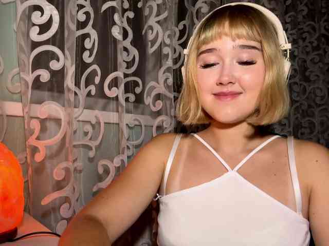 VivienaRoyze webcam