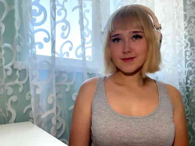 VivienaRoyze webcam