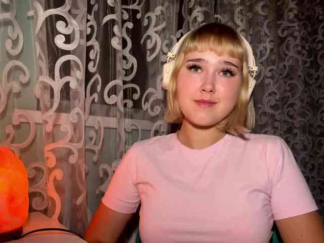 VivienaRoyze webcam