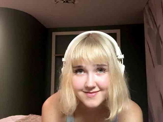 VivienaRoyze webcam