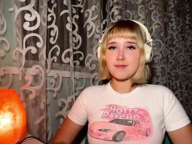 VivienaRoyze webcam