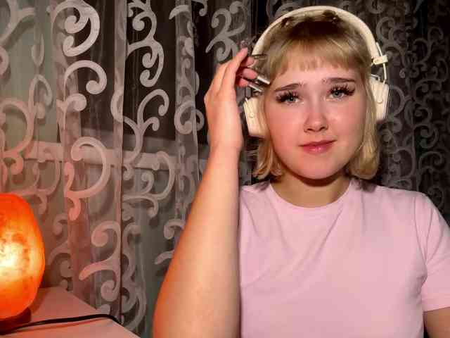 VivienaRoyze webcam