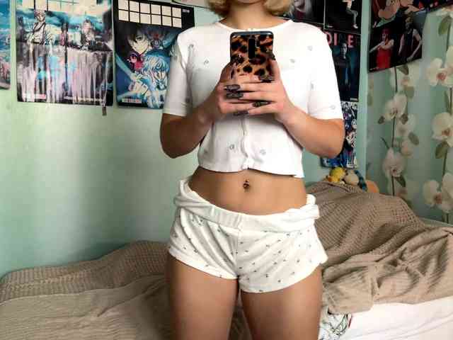 VivienaRoyze webcam