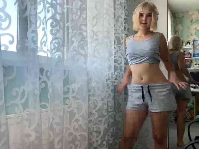 VivienaRoyze webcam