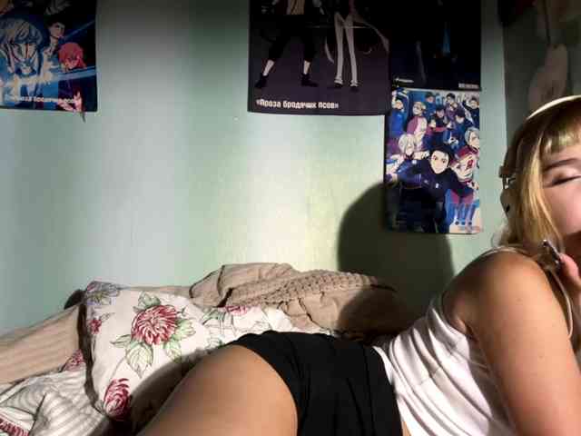 VivienaRoyze webcam