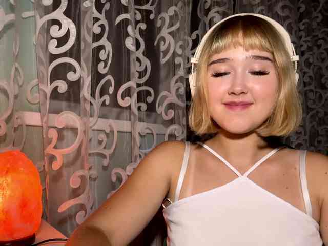 VivienaRoyze webcam