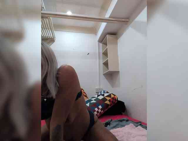 BunnyNbear webcam