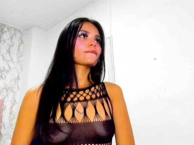 Natasha111 webcam