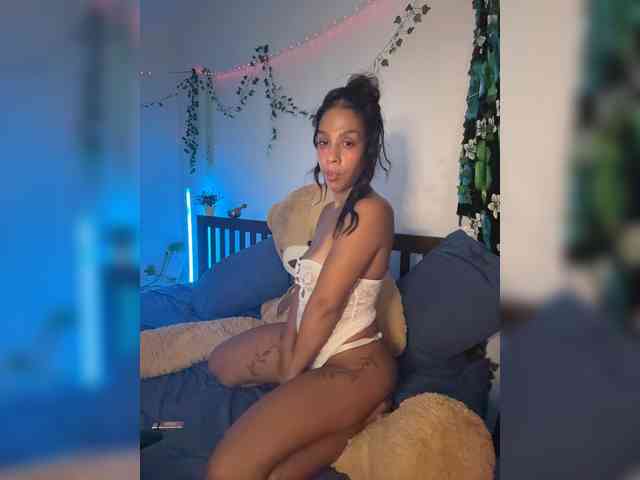 Model: imcaebae