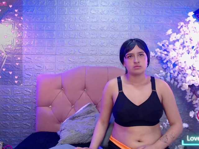 lesbian-scissorss live webcam show